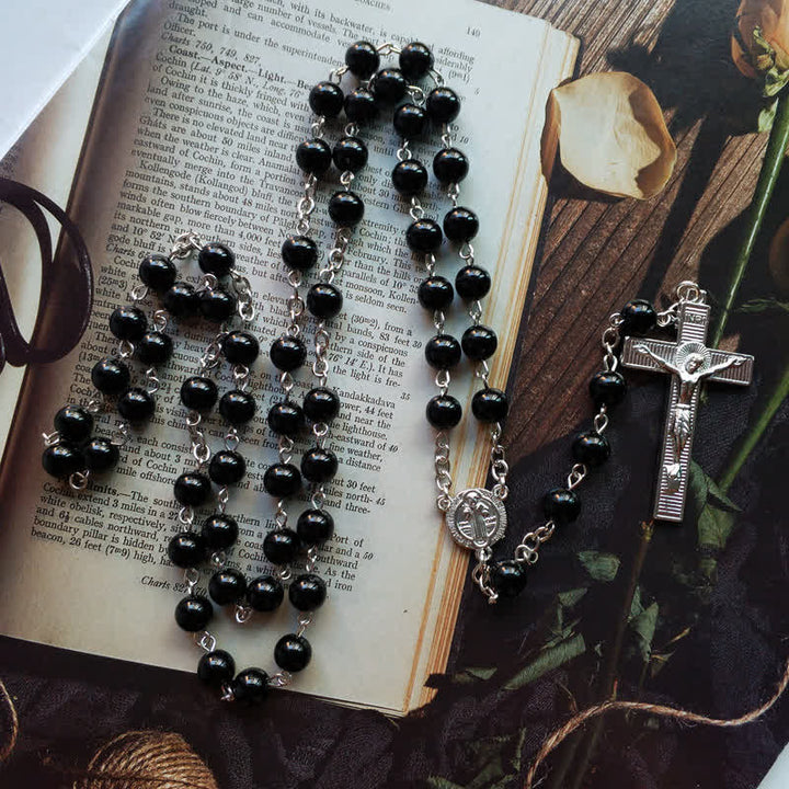 Collier chapelet en onyx noir avec croix gothique Olivenorma