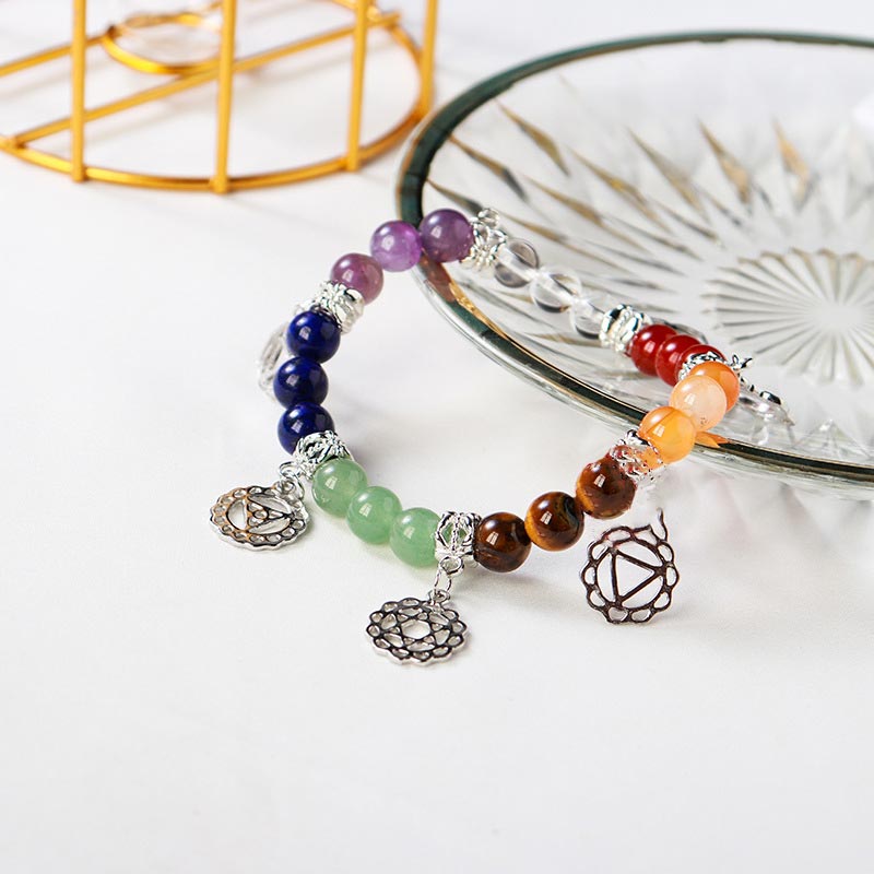 Bracelet de yoga en pierres précieuses naturelles avec sept chakras