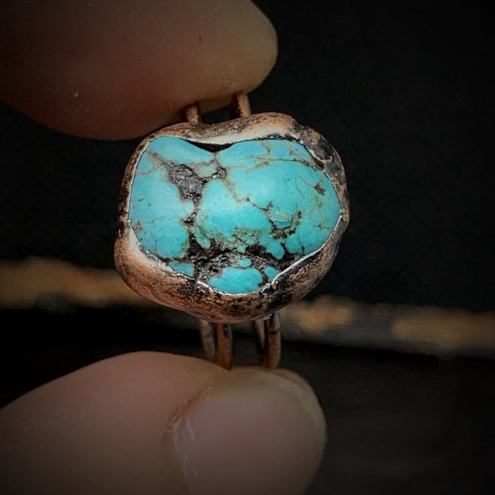 Bague ajustable en pierre brute irrégulière naturelle Olivenorma avec douze pierres de naissance