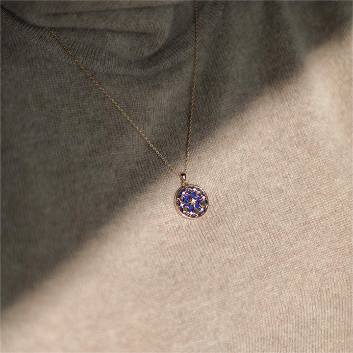 Collier Olivenorma en lapis-lazuli avec huit phases de lune et étoile