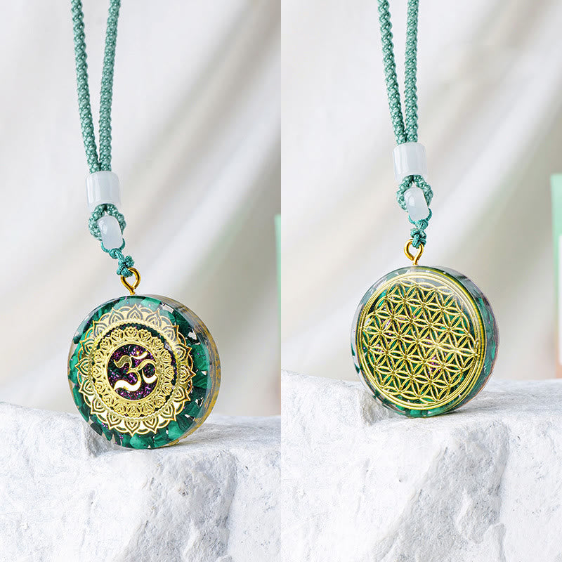 Collier d'orgone en cristal naturel Olivenorma