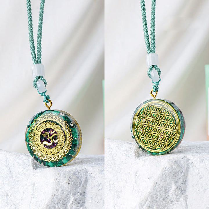 Collier d'orgone en cristal naturel Olivenorma