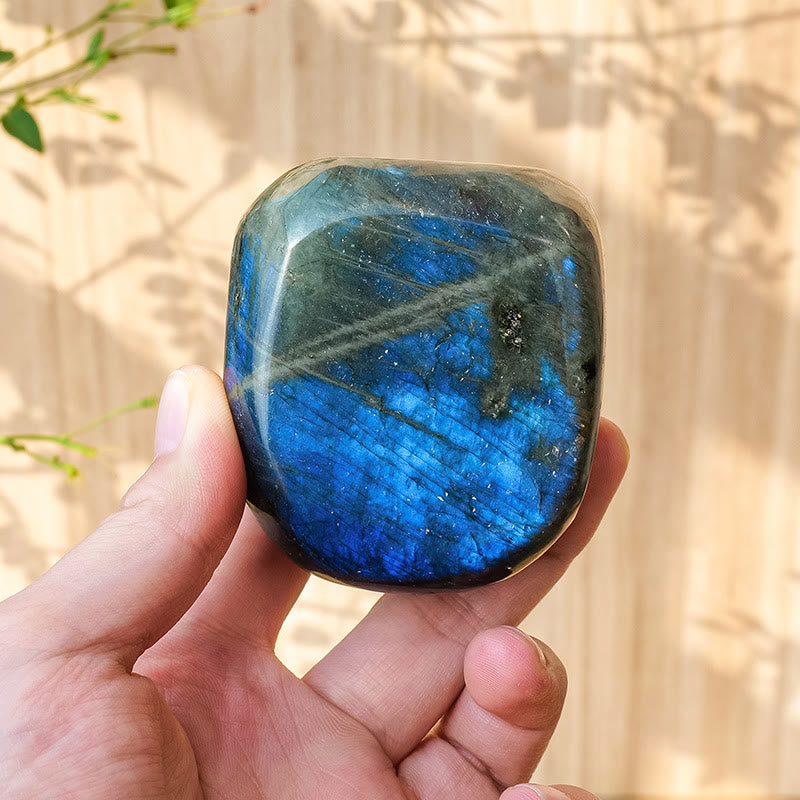 Pierre précieuse de décoration en pierre brute de labradorite naturelle Olivenorma