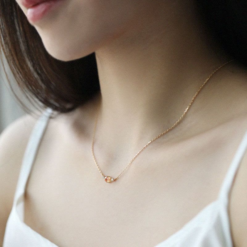 Collier avec breloque en pierre de guérison naturelle en pierre de soleil Olivenorma