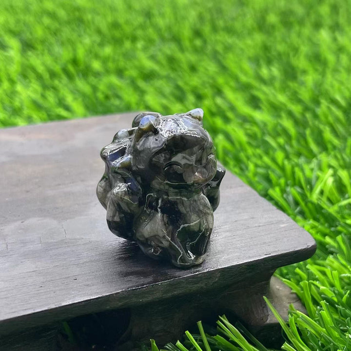 Décoration en pierre précieuse de renard à neuf queues en pierre naturelle Olivenorma de 3 cm