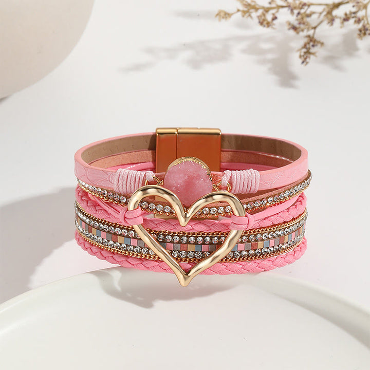 Bracelet en cuir tressé avec cœur métallique et grappe de cristaux multicolores Olivenorma