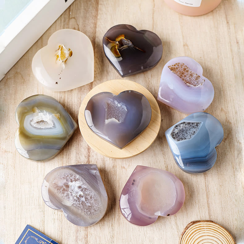 Cœur en cristal de pierre de jeu de géode d'agate de couleur naturelle Olivenorma