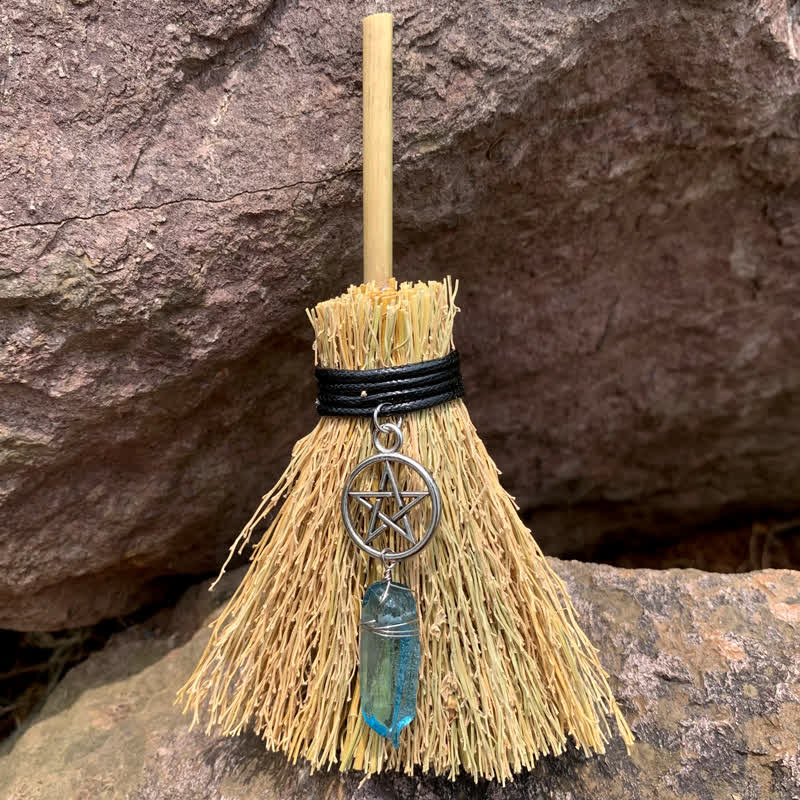 Mini balai magique Olivenorma en forme d'étoile et de lune en cristal