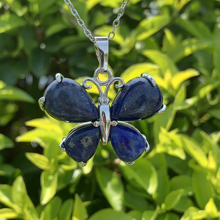 Collier papillon en cristal naturel Olivenorma