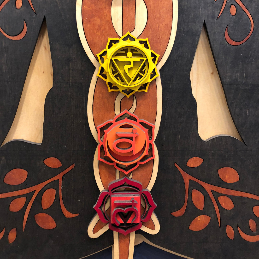 Décoration murale en bois teinté peinte à la main Olivenorma Kundalini Chakra