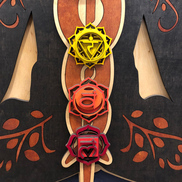 Décoration murale en bois teinté peinte à la main Olivenorma Kundalini Chakra