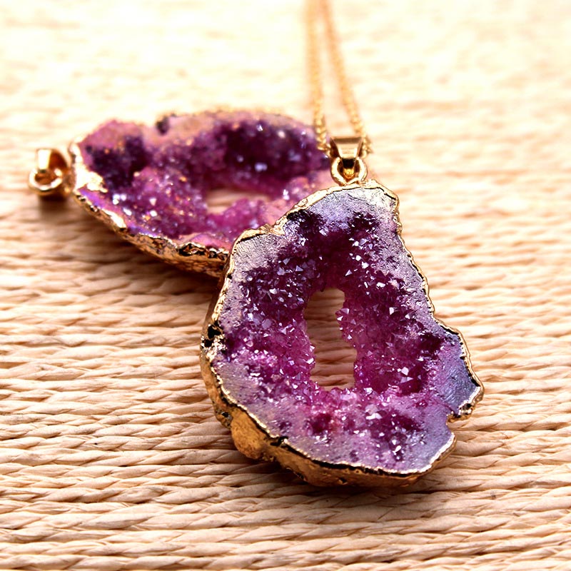 Pendentif Géode en Cristal Naturel