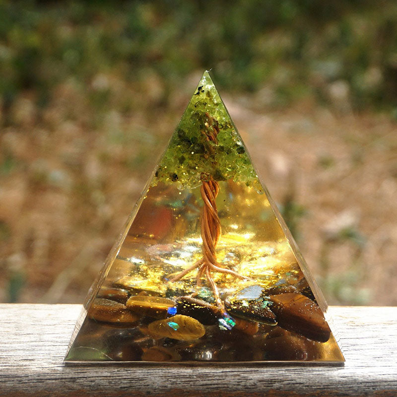 Olivenorma Arbre de Vie Péridot avec Pyramide Orgone Oeil de Tigre