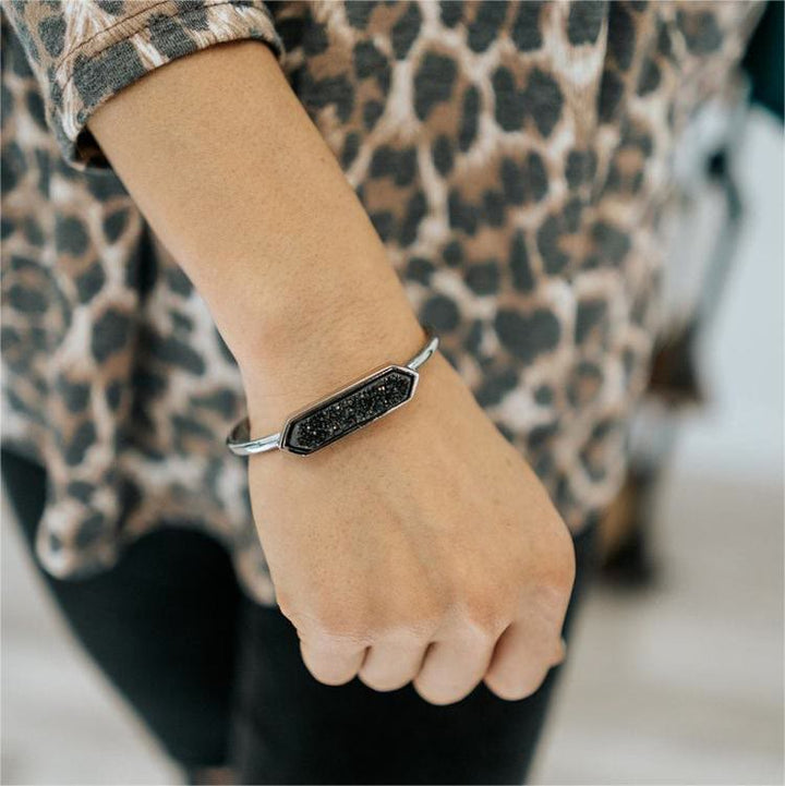 Bracelet manchette en cuivre et métal avec grappe de cristaux naturels Olivenorma