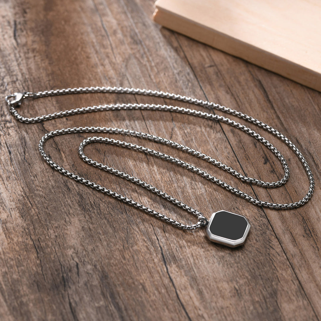 Collier long à chaîne pour homme avec pendentif carré Olivenorma