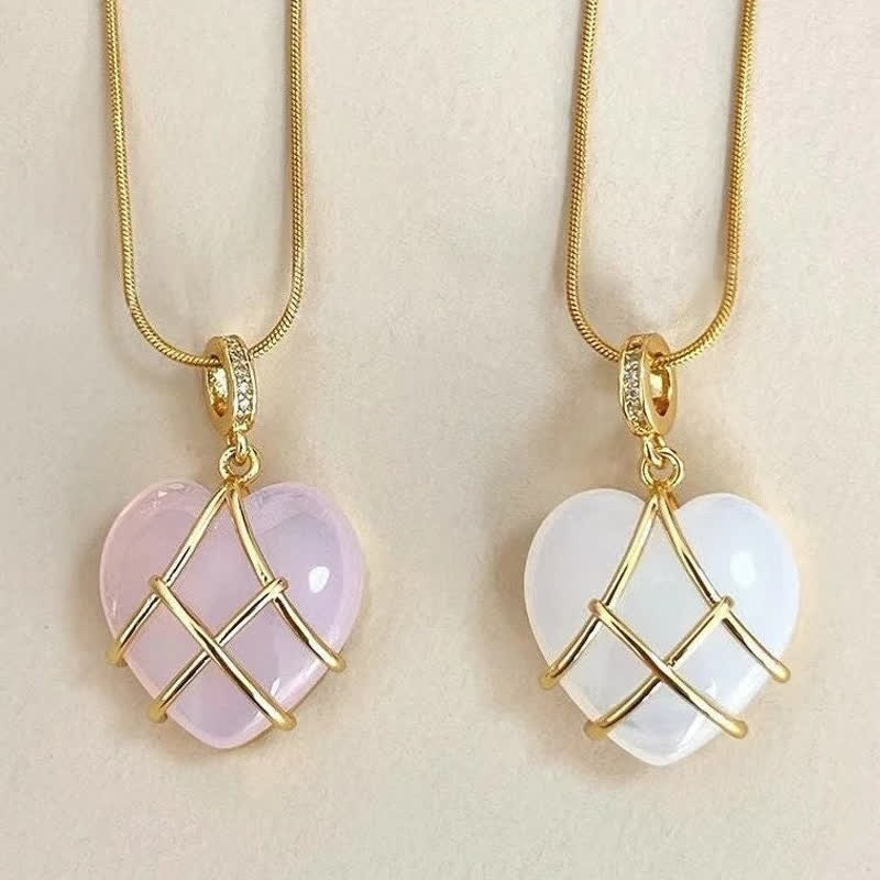 Collier en cristal naturel en forme de cœur Olivenorma