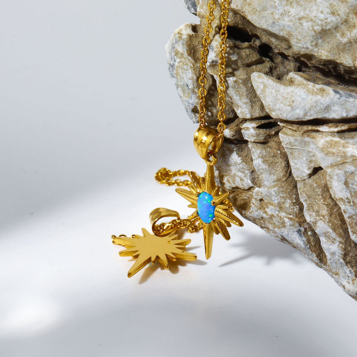 Collier en or 18 carats avec étoile claire en opale naturelle Olivenorma