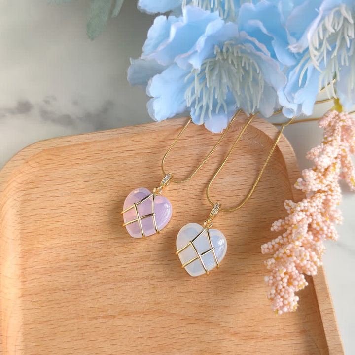 Collier en cristal naturel en forme de cœur Olivenorma