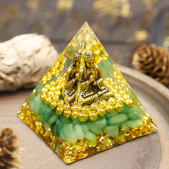 Aventurine verte Olivenorma avec pyramide d'orgone de Bouddha