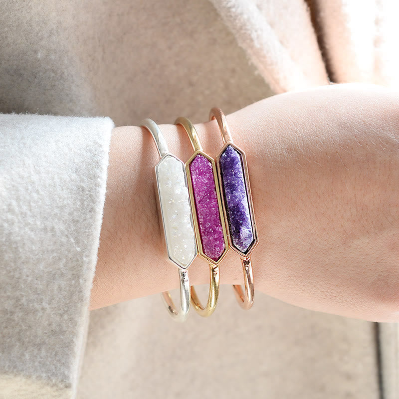 Bracelet manchette en cuivre et métal avec grappe de cristaux naturels Olivenorma