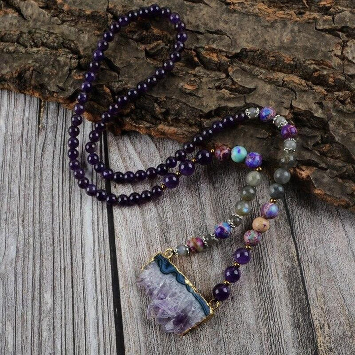 Collier de perles Mala Olivenorma en fluorite arc-en-ciel, améthyste, labradorite empereur