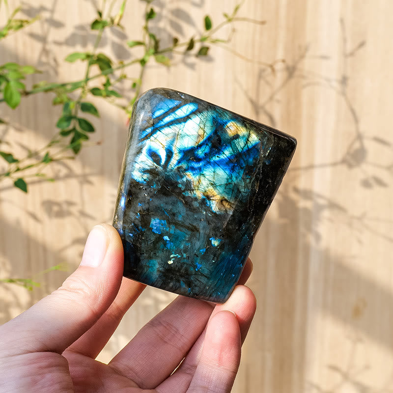 Pierre précieuse de décoration en pierre brute de labradorite naturelle Olivenorma