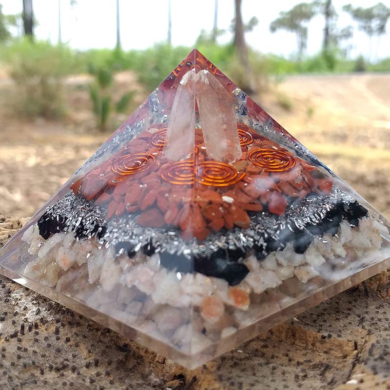 Pilier en cristal transparent Olivenorma avec pyramide orgonite en pierre solaire