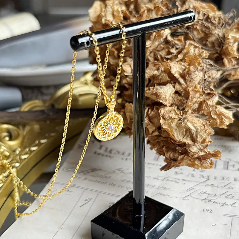 Collier pendentif rond en pierre de lune et fleur Olivenorma