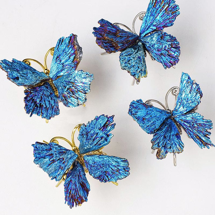 Décoration en pierre précieuse papillon en tourmaline cyanite Aura Olivenorma