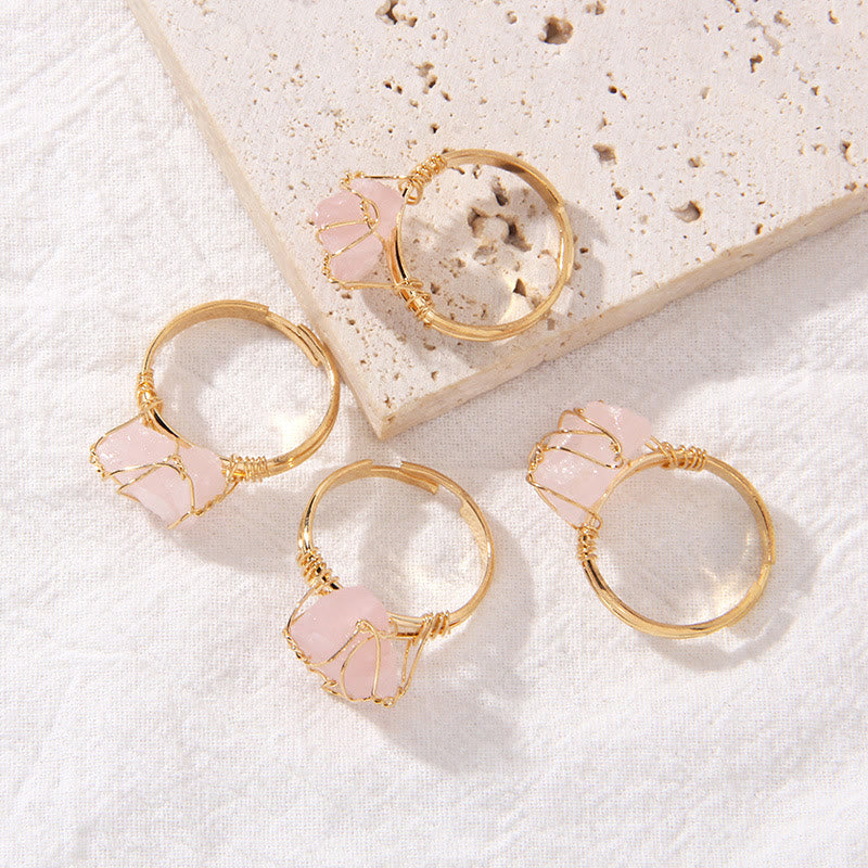 Bague en pierre précieuse naturelle irrégulière enroulée en fil de fer brut Olivenorma