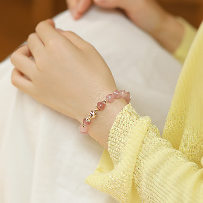 Bracelet en pierres précieuses Love en quartz fraise