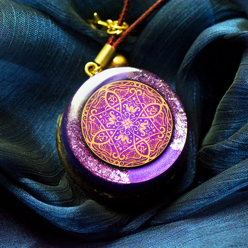 Collier avec pendentif totem géométrique en améthyste et son mandala Olivenorma
