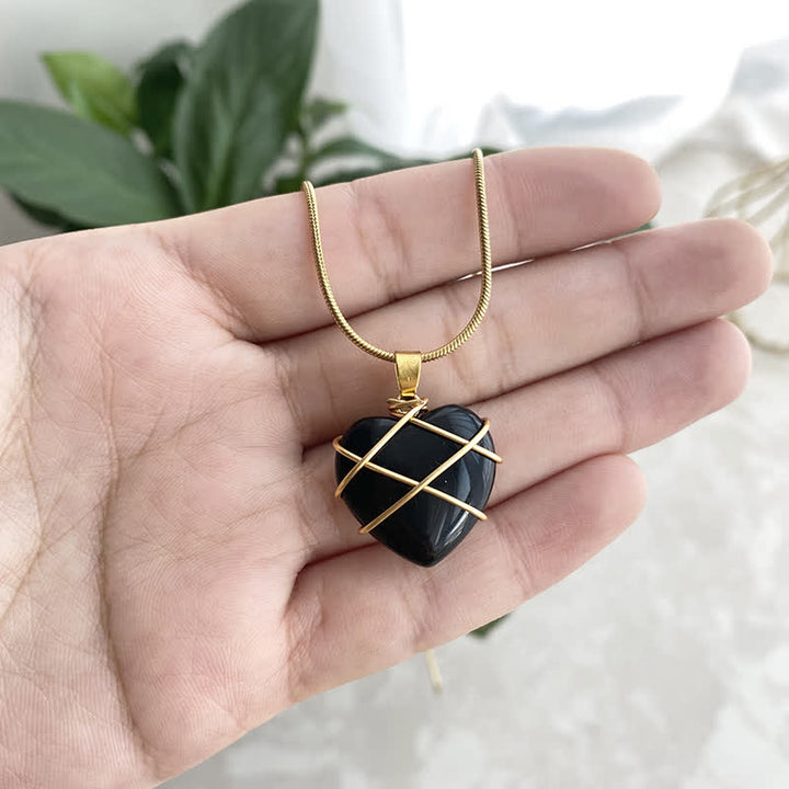 Collier en cristal naturel en forme de cœur Olivenorma