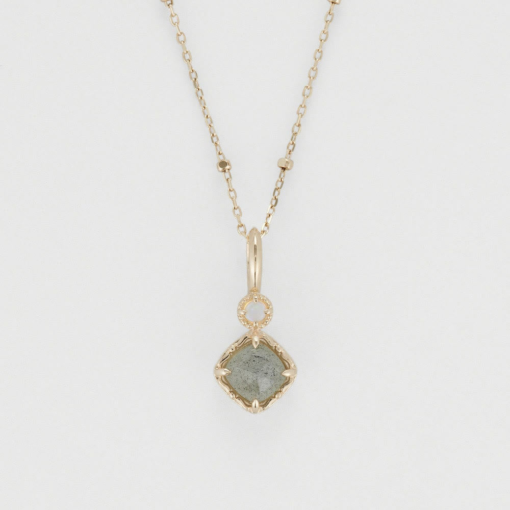 Collier avec anneau carré en pierre naturelle de labradorite Olivenorma