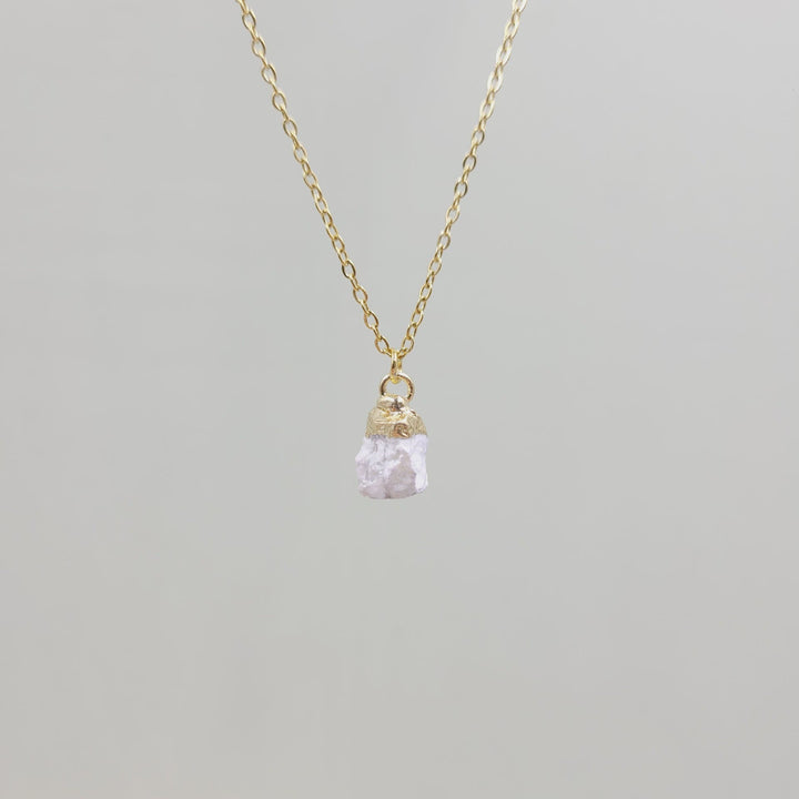 Collier en pierre précieuse brute irrégulière en cristal Olivenorma