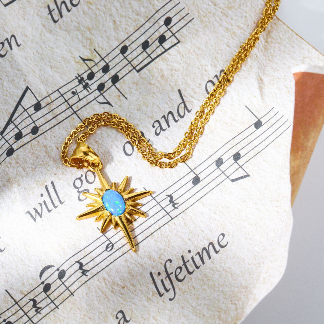 Collier en or 18 carats avec étoile claire en opale naturelle Olivenorma