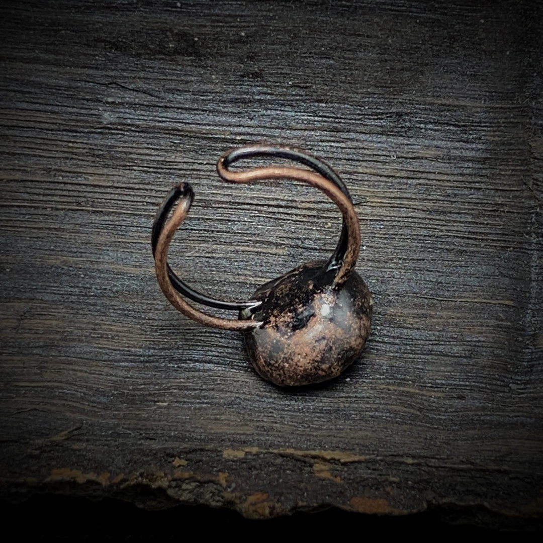 Bague ajustable en pierre brute irrégulière naturelle Olivenorma avec douze pierres de naissance