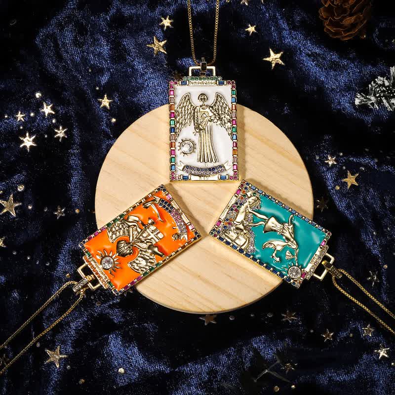 Collier de cartes de tarot majeures en émail Olivenorma