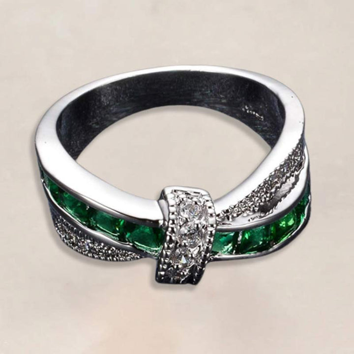 Bague nœud papillon en saphir avec pierre de naissance de septembre Olivenorma