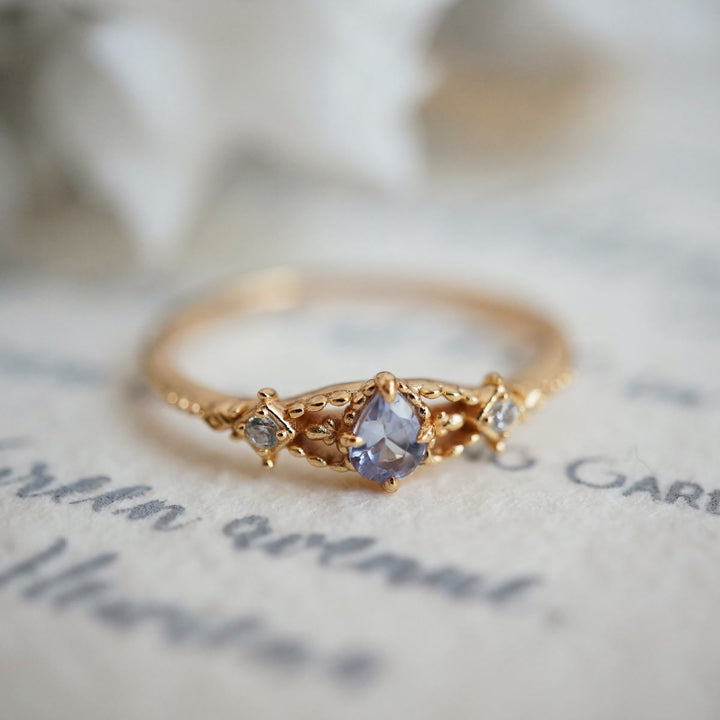 Bague ajustable en tanzanite naturelle Olivenorma