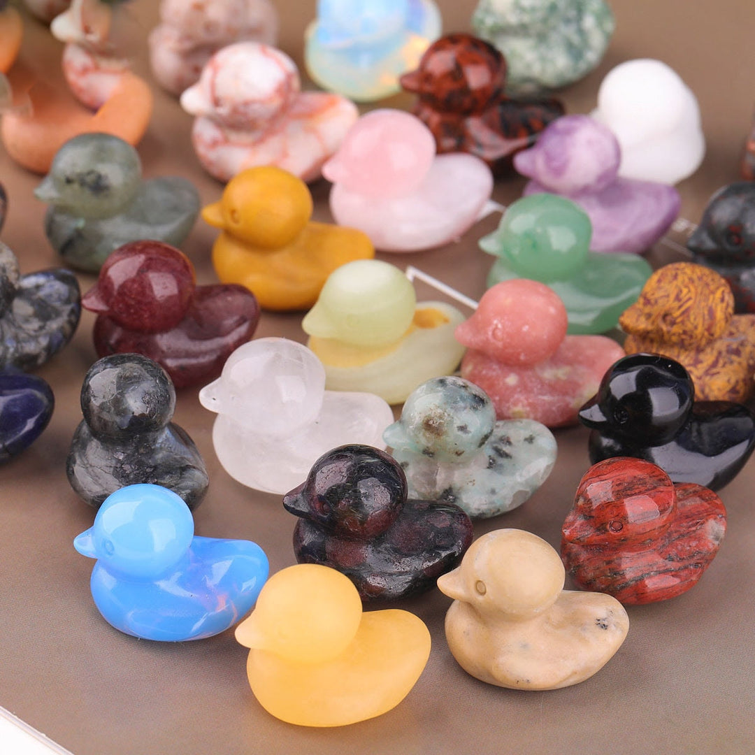 Décoration en pierre précieuse sculptée en forme de canard en cristal de quartz Olivenorma de 1,2 pouce
