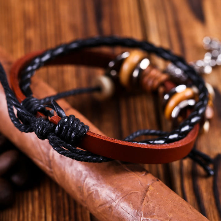 Bracelet tressé en cuir pour homme avec pendentif croix et étoile Olivenorma