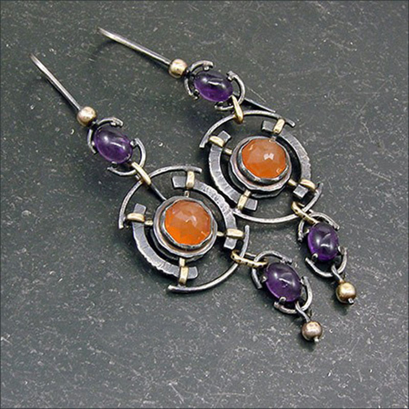 Boucles d'oreilles de sorcière en cristal incrusté de disque rétro Olivenorma