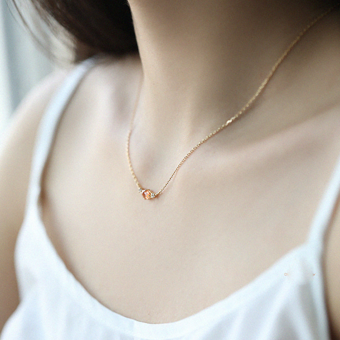 Collier avec breloque en pierre de guérison naturelle en pierre de soleil Olivenorma