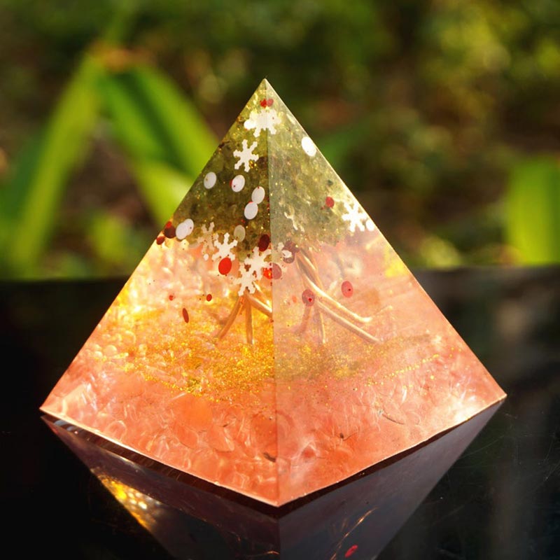 Pyramide d'orgone arbre de vie en cristal rose péridot de Noël Olivenorma