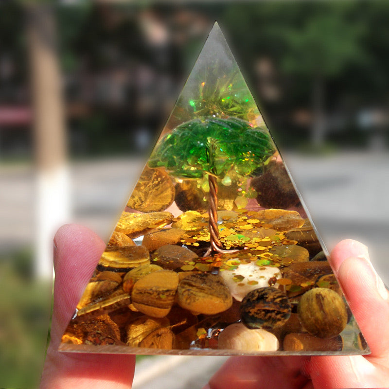 Pyramide d'orgone de guérison de l'arbre de vie Olivenorma Tiger Eye avec péridot