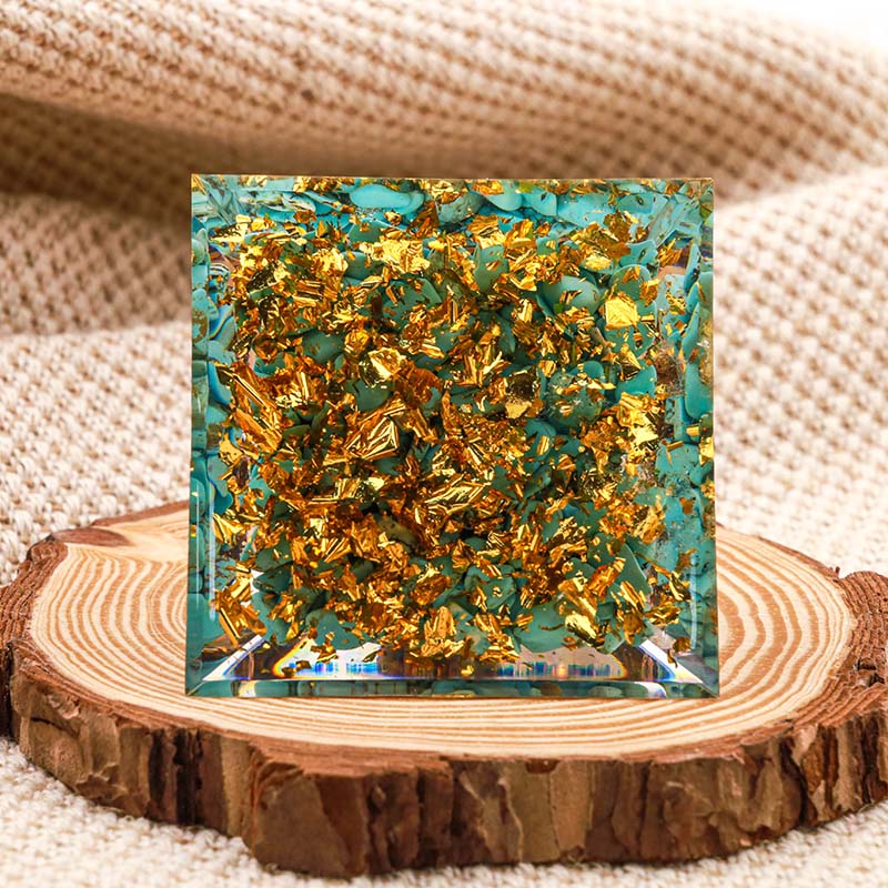 Pyramide orgone de protection du Bouddha turquoise Olivenorma