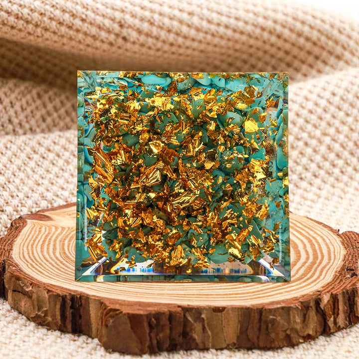 Pyramide orgone de protection du Bouddha turquoise Olivenorma