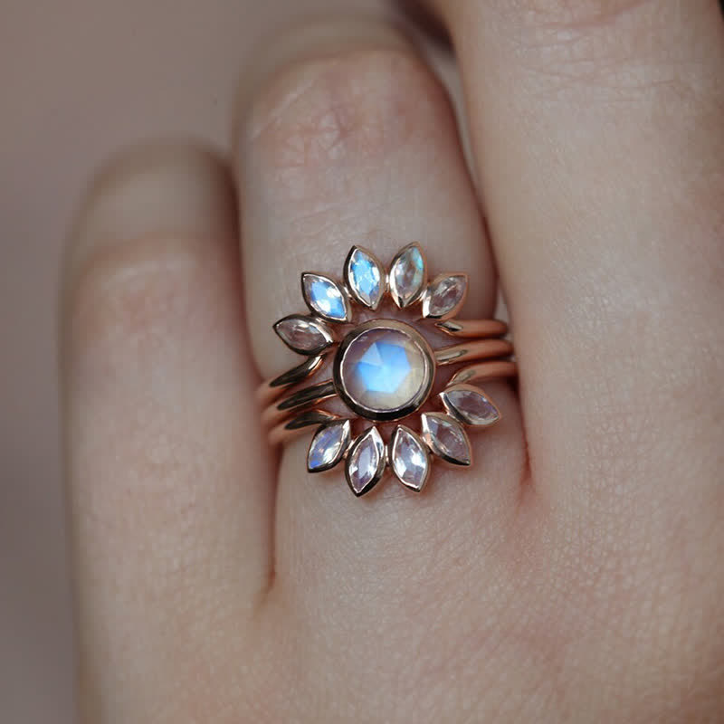 Olivenorma « Déesse des marées » – Bague 3 pièces en pierre de lune et fleur de soleil