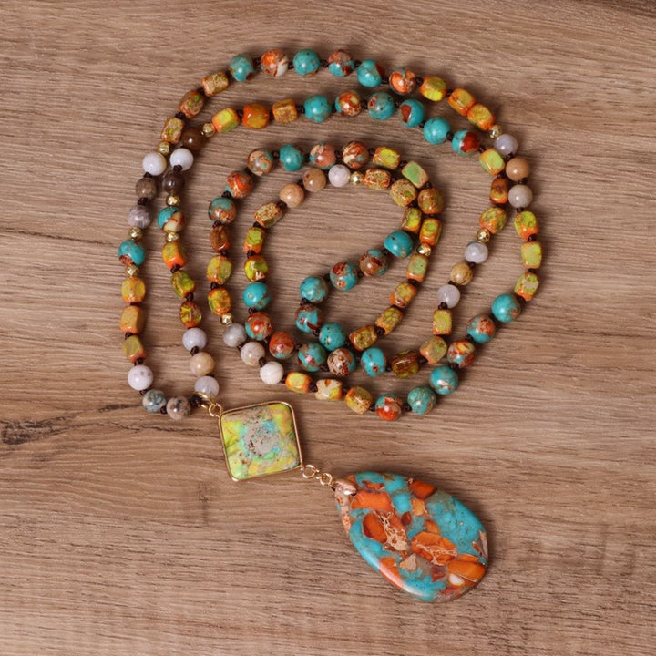 Collier Mala en forme de goutte naturelle en turquoise huître Olivenorma